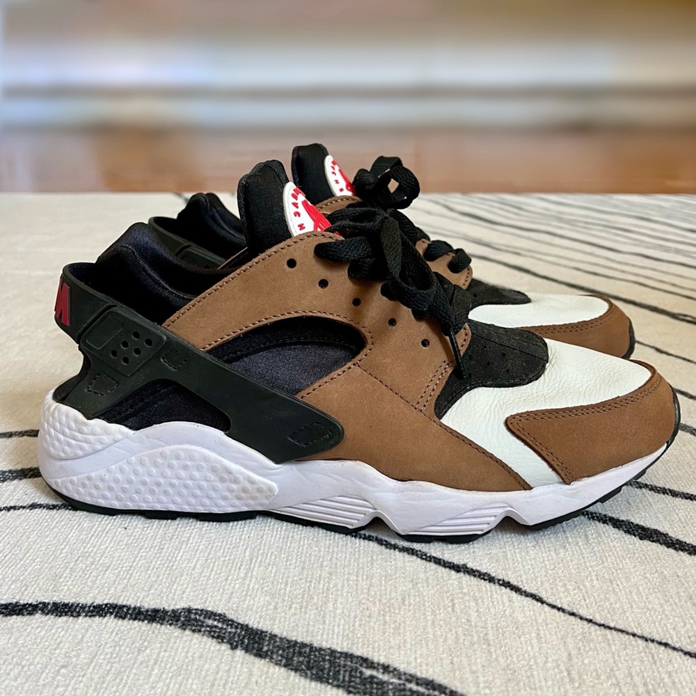Nike Air Huarache Limited Edition Sneakers Men's Size 8 Bison Brown